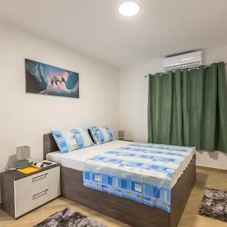Studio Acoustic Apartment Makarska Exterior photo